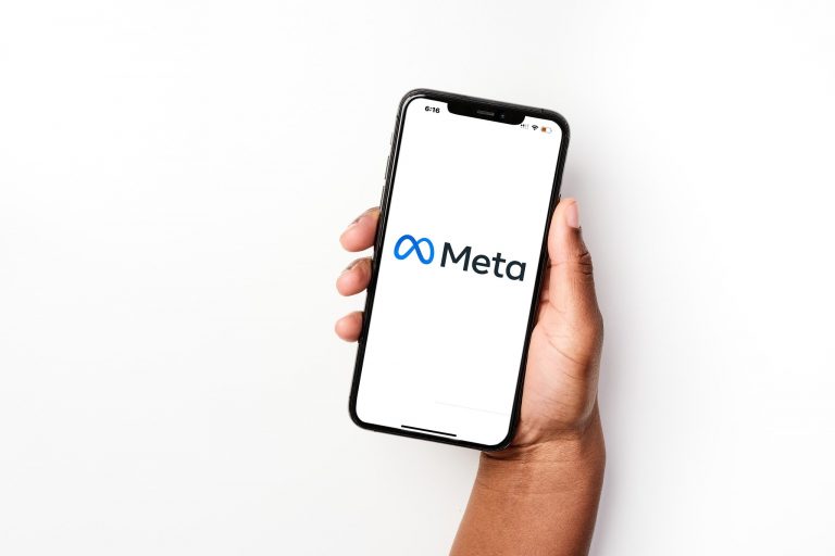 Meta Logo phone